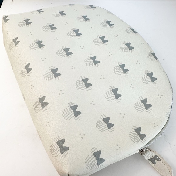 Disney travel bag make up toiletry bag Minnie small zip top - Picture 3 of 6